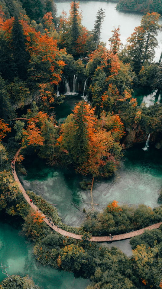 Discover Croatia - Plitvice lakes